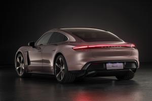 Porsche Taycan 2020 года  (WW)